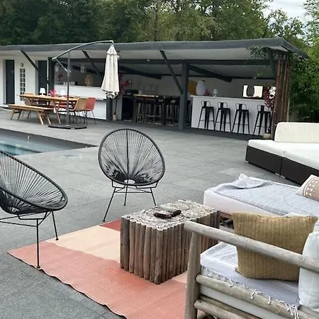 Villa Private Avec Piscine Domaine Golf Open For 10 Guests Lamorlaye